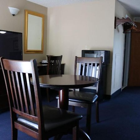 The Anchor Inn Watkins Glen Esterno foto